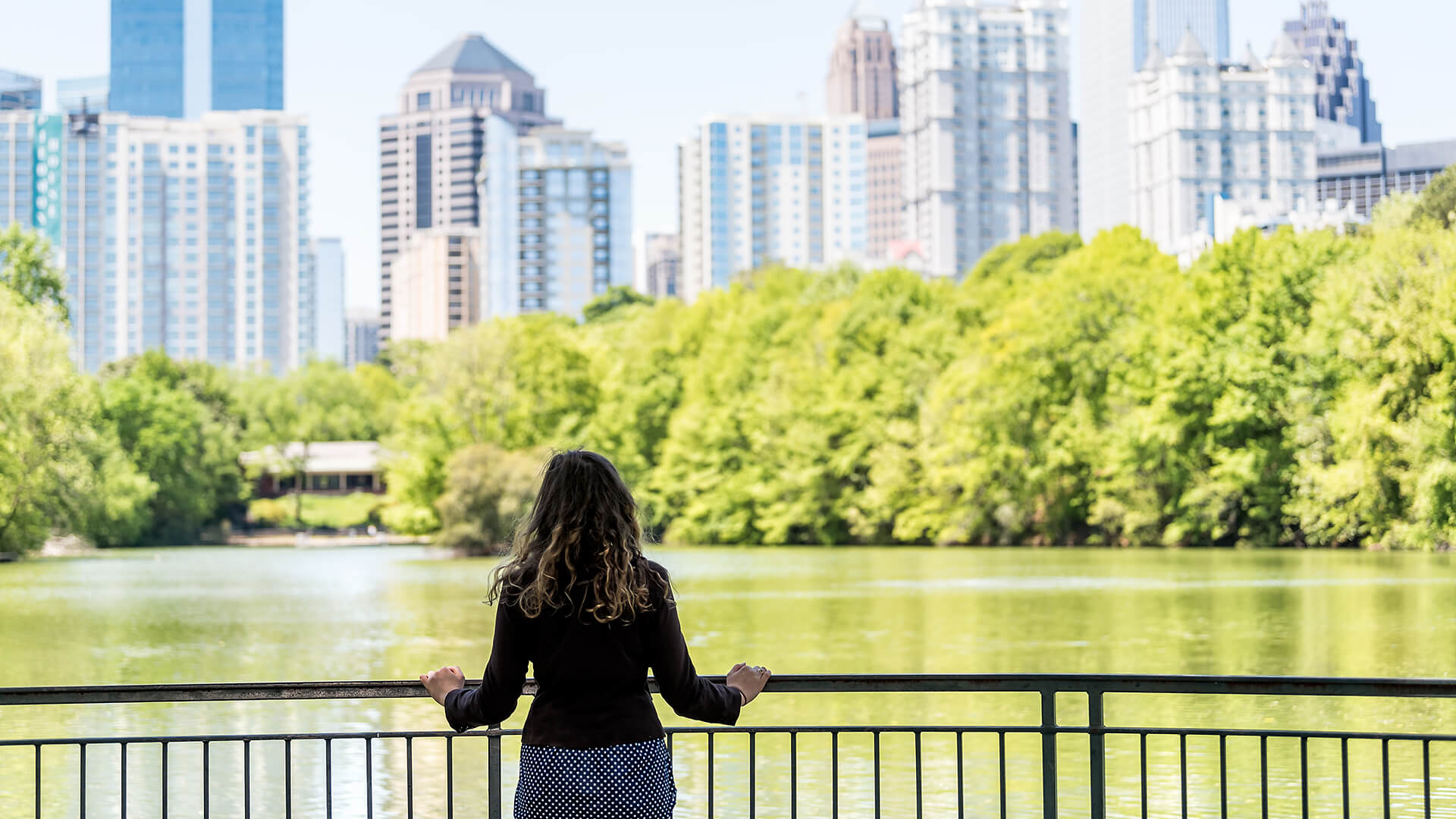 Lady looking at Atlanta | AdvancedMD